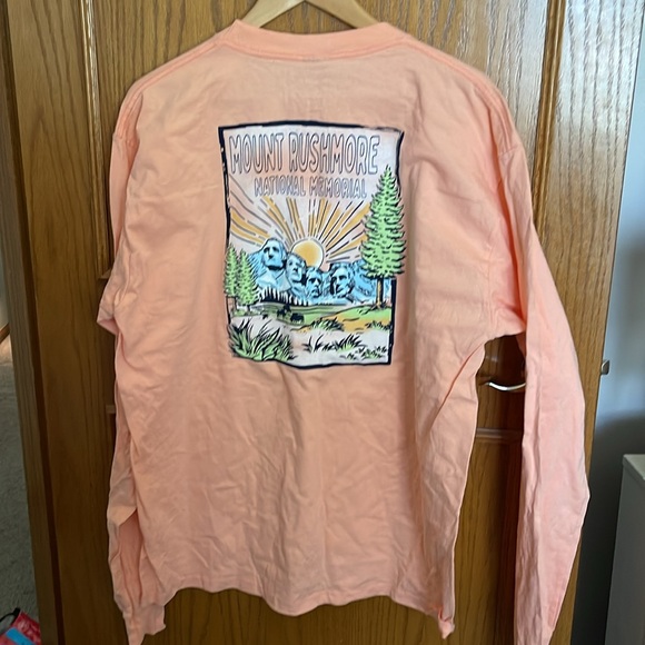 Mount Rushmore Long Sleeve Tee - Picture 4 of 4